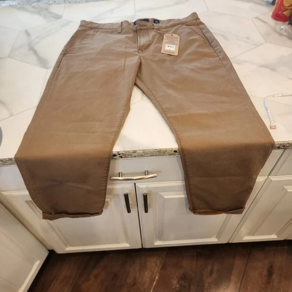 LUCKY BRAND, MENS NEW WITH TAGS,size 36- 121 slim Chino khaki tan pants,coolmax - Picture 13 of 16
